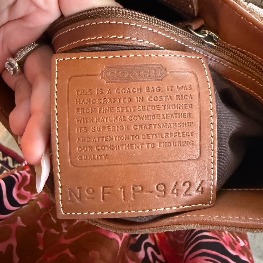 Vintage 2001 Coach Suede & Leather Tote Bag F1P-9424 – Made in Costa Rica - Picture 11 of 13